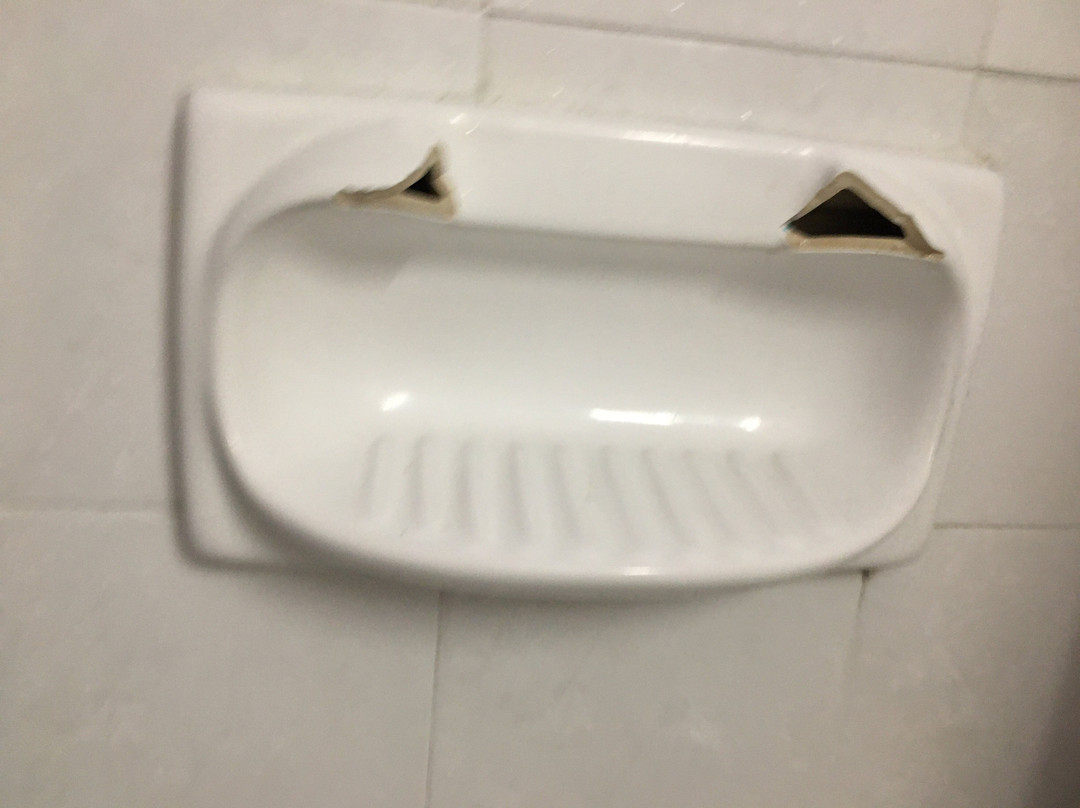 卡茨萨拉斯湾畔酒店主图