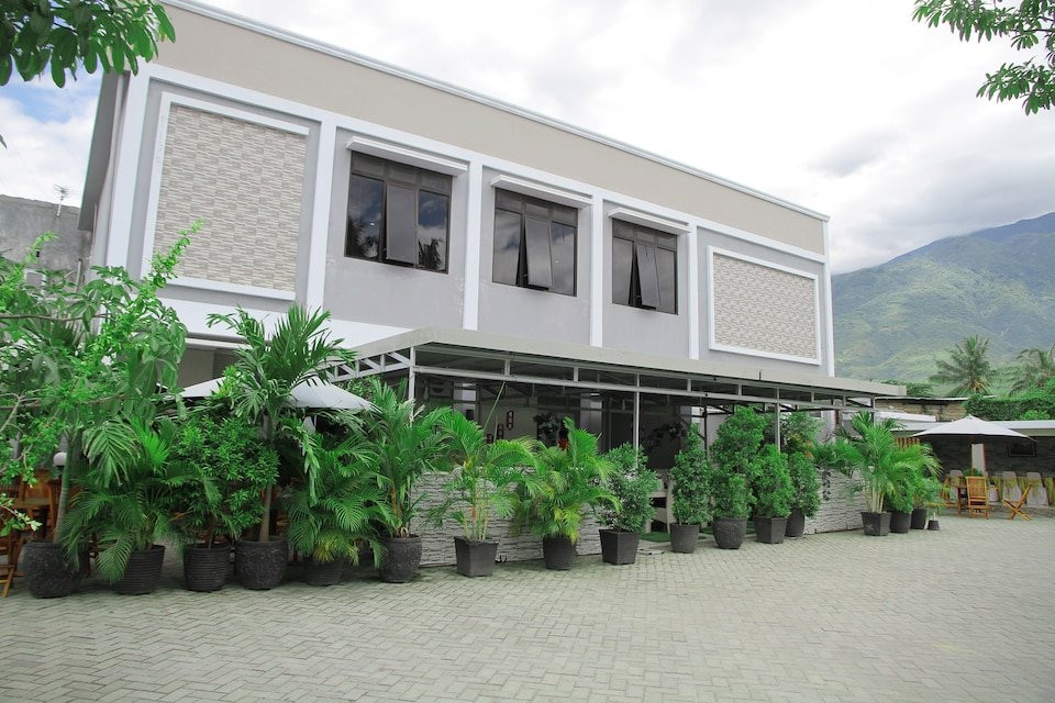 OYO 1265 Zamrud Hotel
