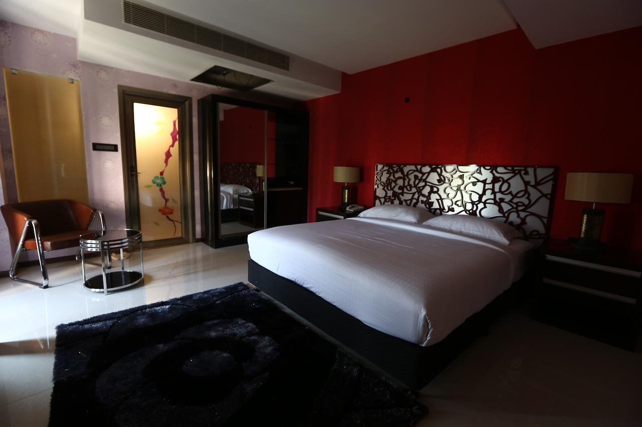 Hotel Million Day-官方