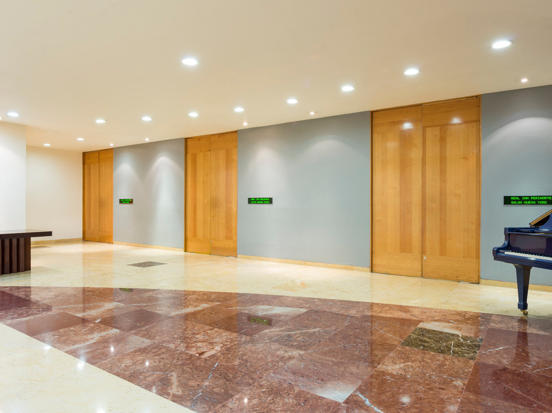 Real Inn Perinorte主图