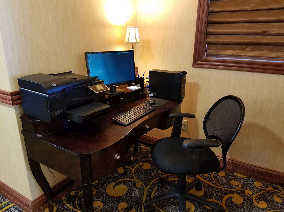 Holiday Inn Express 砍伐（麦迪逊区）主图