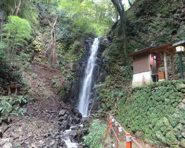 汤河原町旅游景点-Fudo Falls