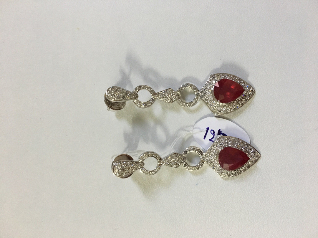 Montecarlo Jewellers-斋蒲尔必去景点