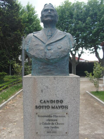 Jardim Público de Chaves-Chaves必去景点
