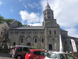 Basilique Notre-Dame d'Orcival-Orcival必去景点