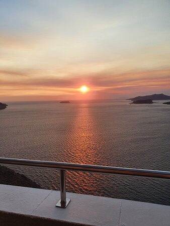 卡尔德拉海豚套房酒店主图