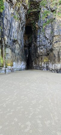 Cathedral Caves Walk景点图片