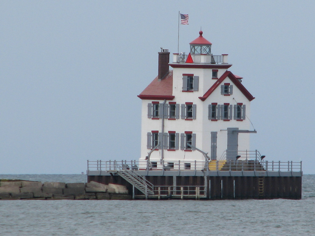 Lorain Lighthouse景点图片