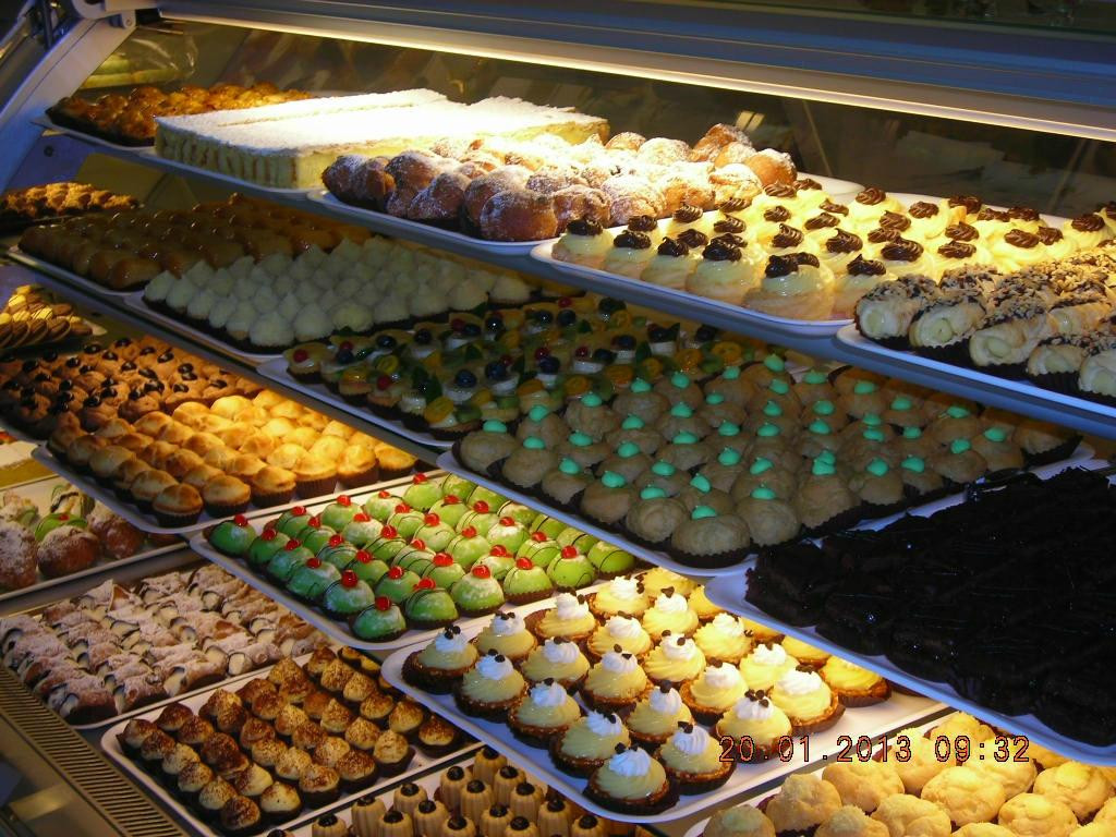 Castri di Lecce餐馆和美食-ingrosso pasticceria