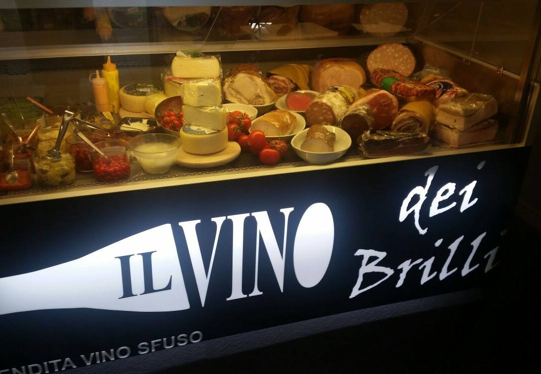 Gorgona Scalo餐馆和美食-Il Vino dei Brilli