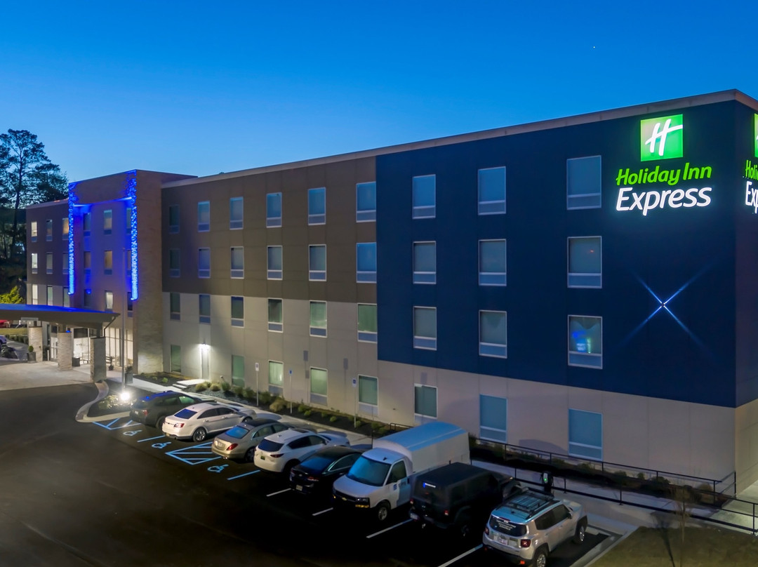 Holiday Inn Express & Suites Huntsville â Space Center by IHG