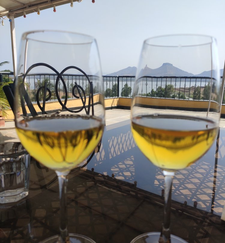 Vallonne Vineyards景点图片