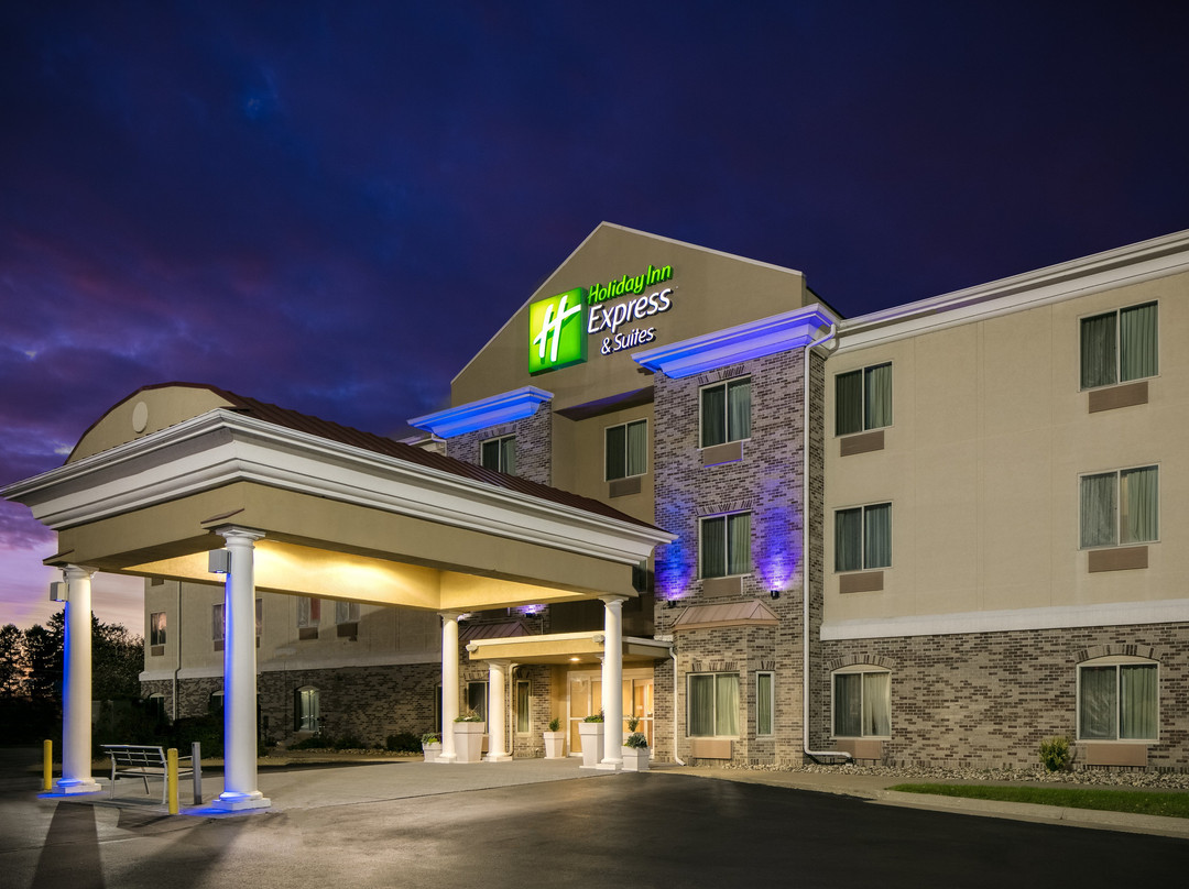 Holiday Inn Express & Suites Clinton By IHG主图