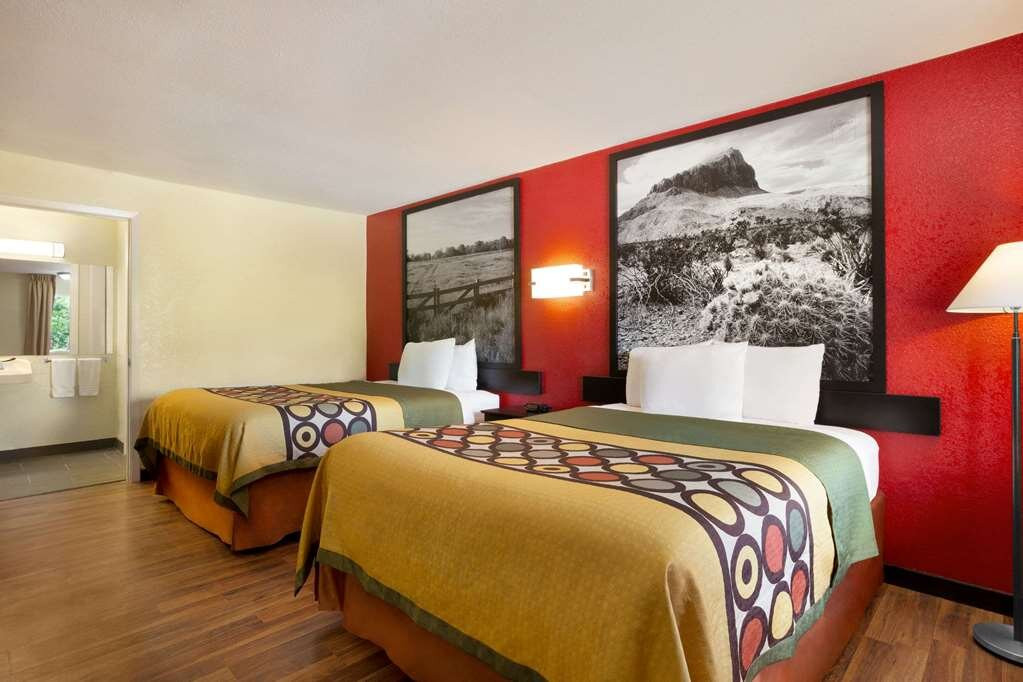 Super 8 by Wyndham Corsicana主图