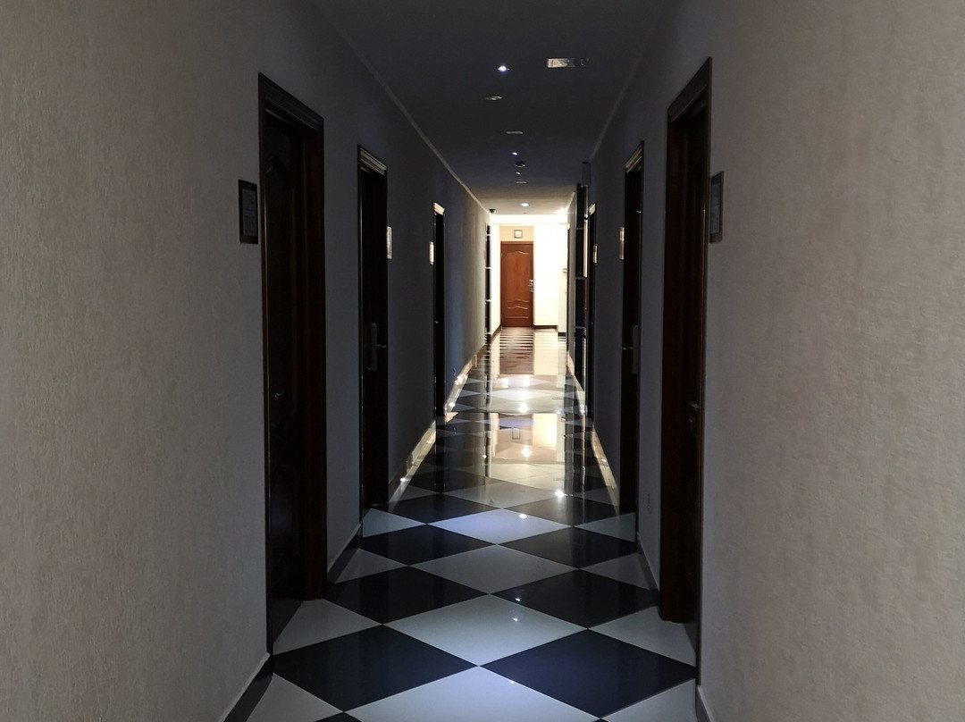 El Hotel主图