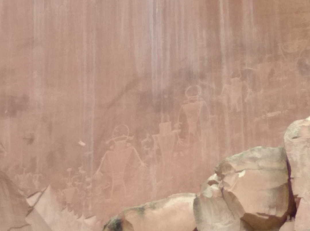 Torrey Petroglyphs-托里必去景点