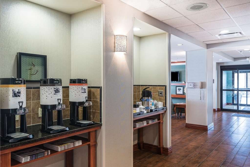 Hampton Inn Bellevue主图