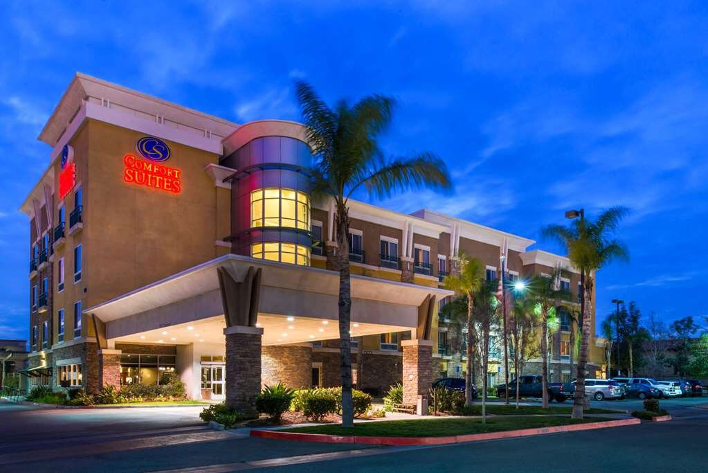 Comfort Suites Ontario Airport Convention Center主图