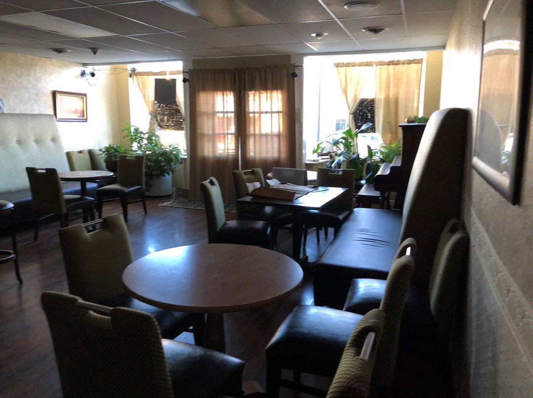 Commodore Hotel Linden主图