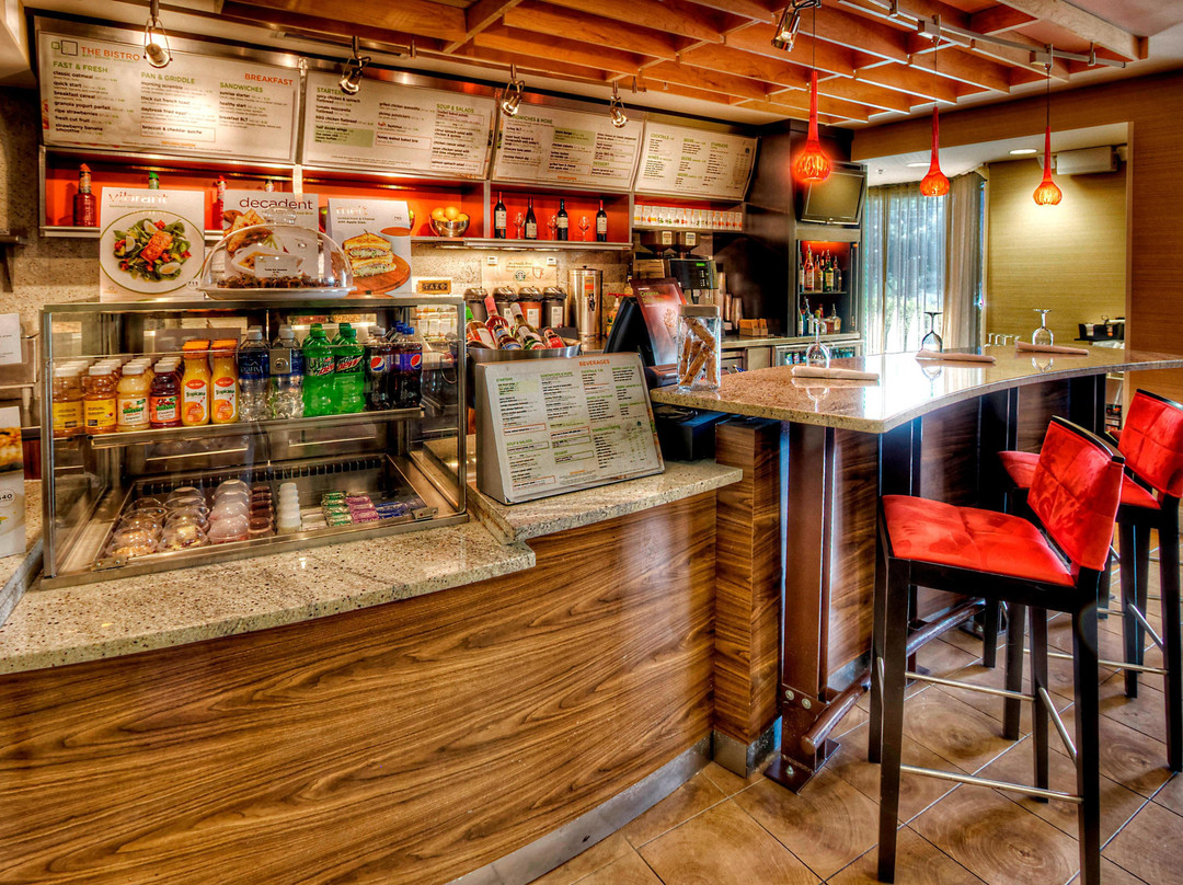 伯灵顿万怡酒店主图