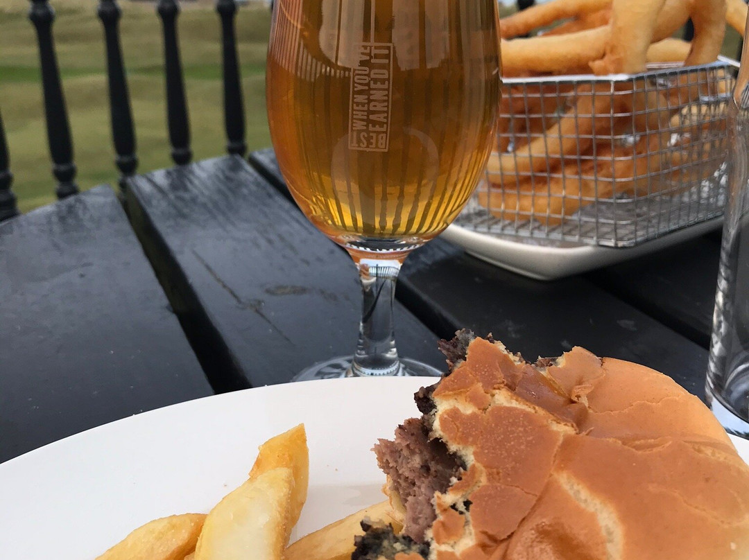 Golf View Hotel and Macintosh Restaurant主图