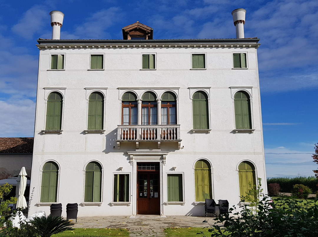 Villa Martìn主图