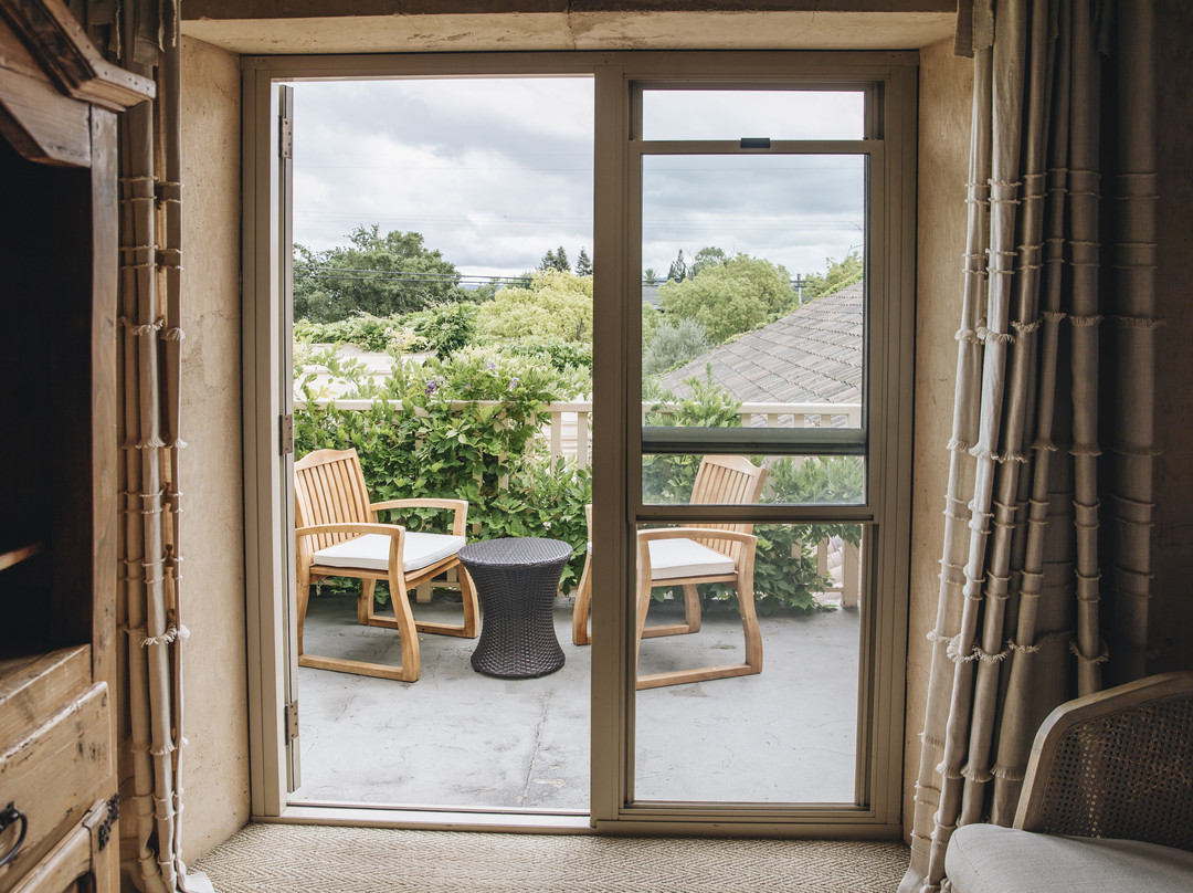 Seven Branches Venue and Inn主图