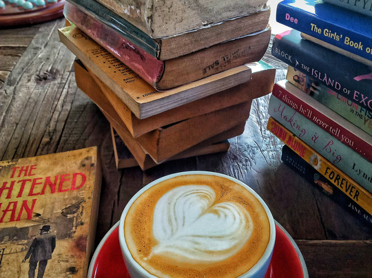 Pages & Coffee