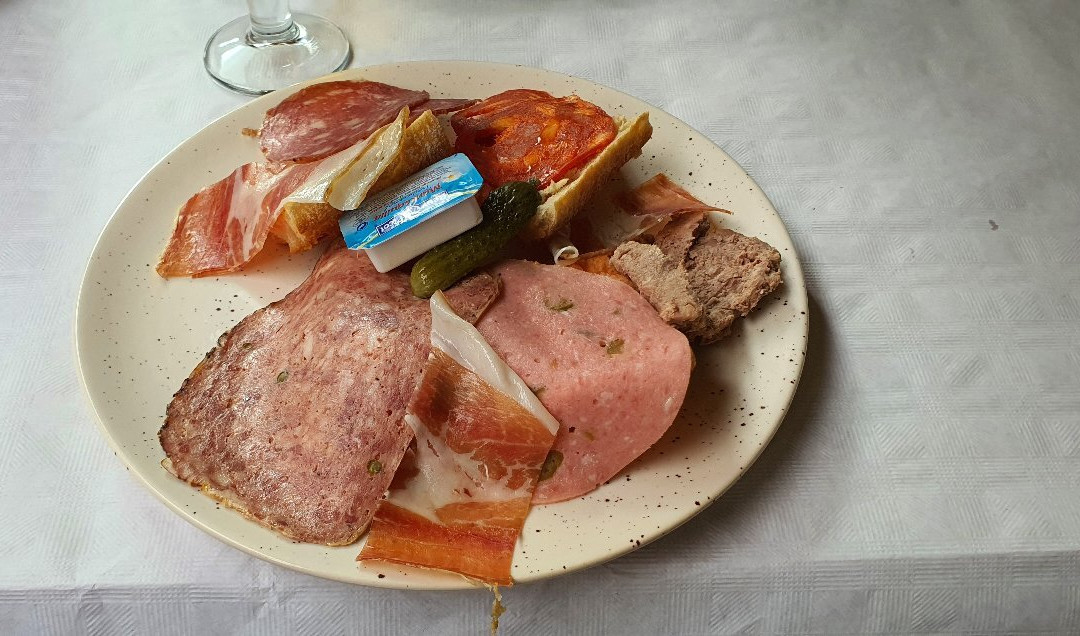 Montecarlo Hotel主图