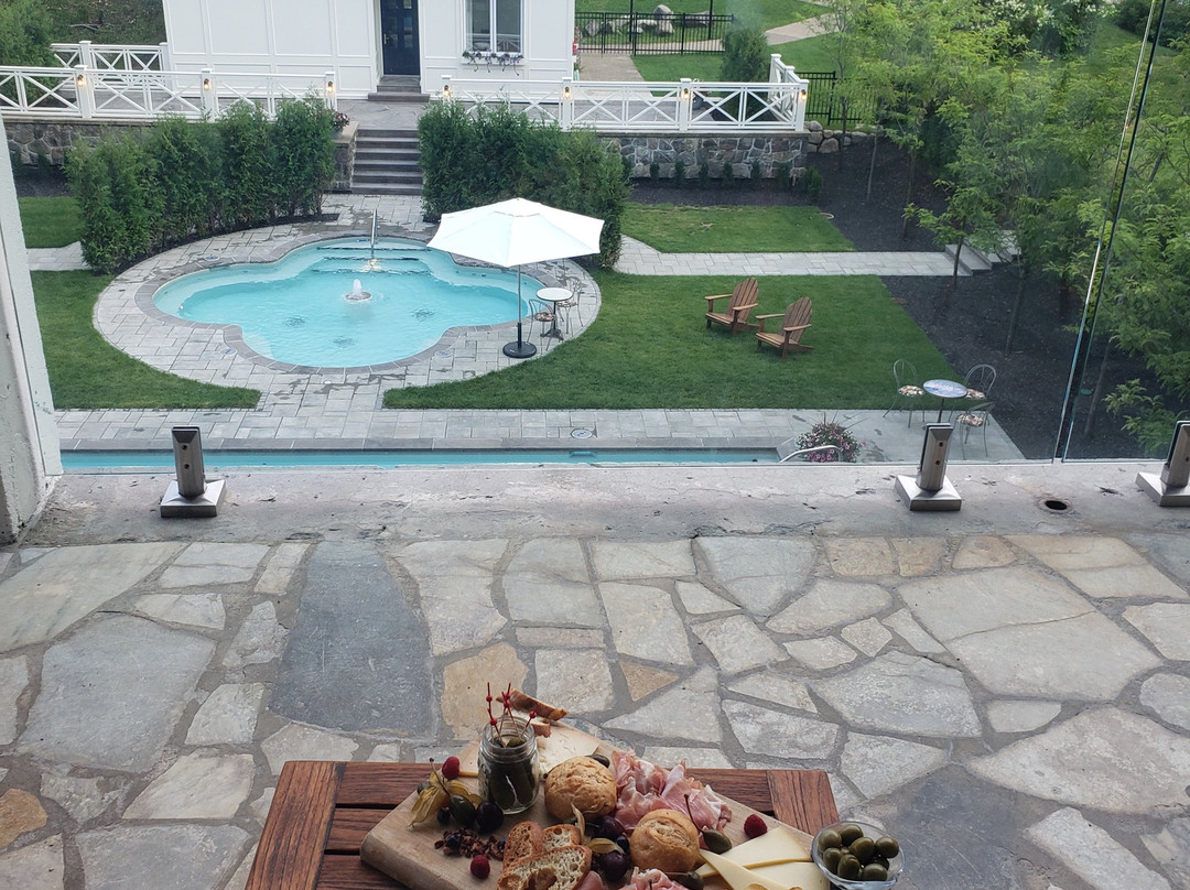 Stonehaven Le Manoir主图