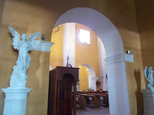 Templo de Santo Domingo-卡塔赫纳必去景点