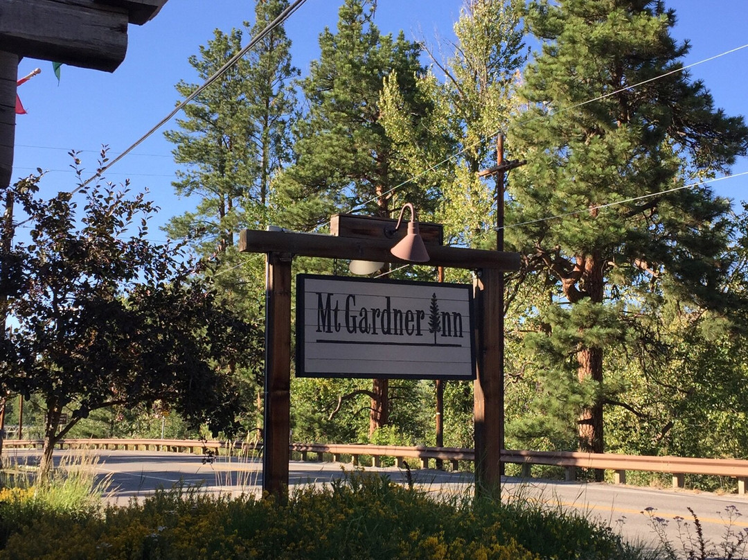 加德纳山宾馆主图