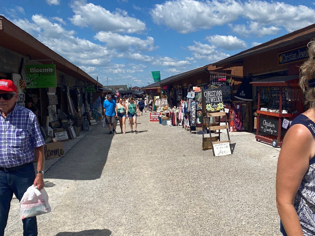 Shipshewana Flea Market景点图片
