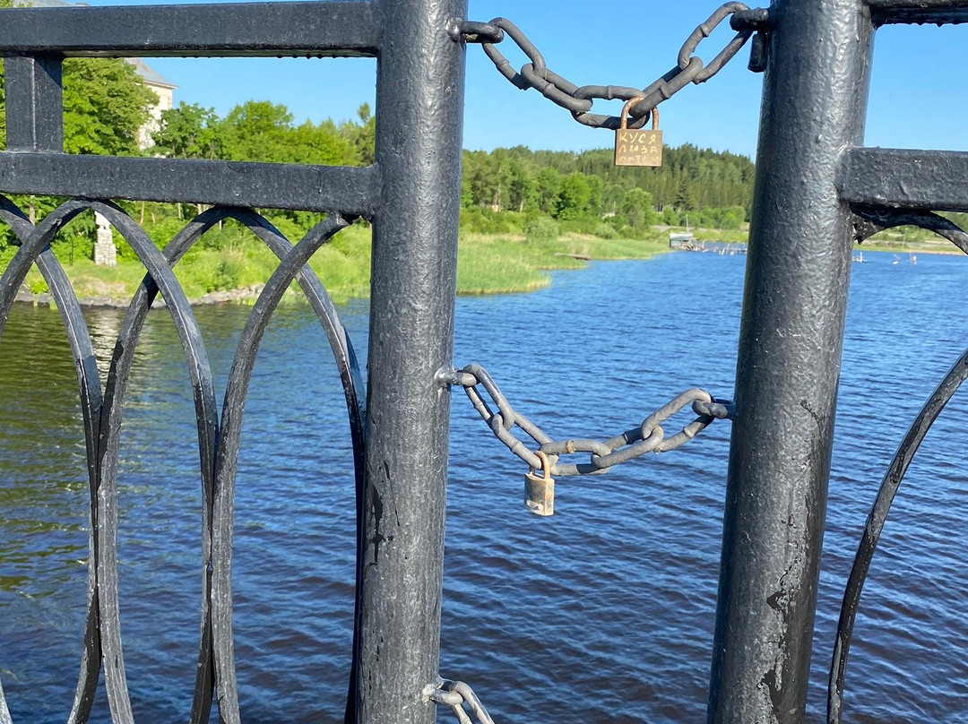 Karelian Bridge景点图片