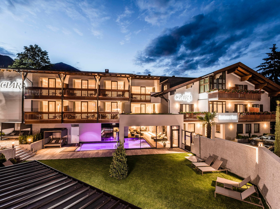 克拉拉酒店主图