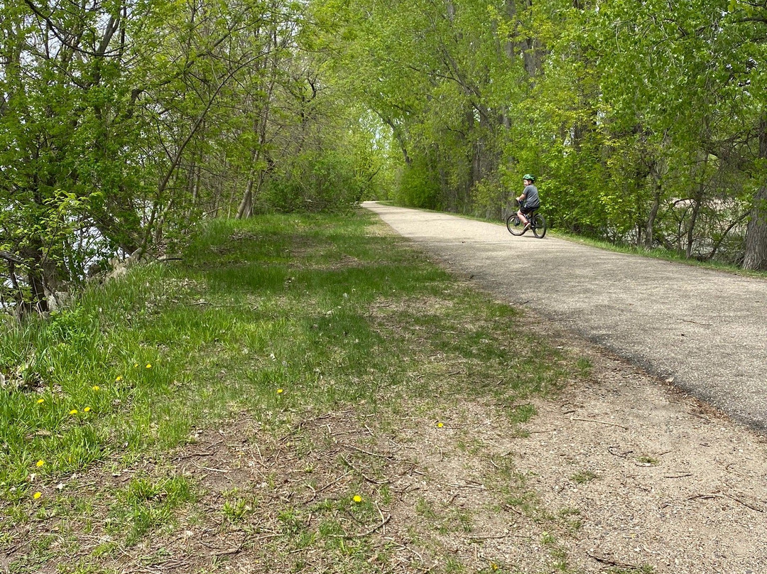 Blazing Star State Trail景点图片