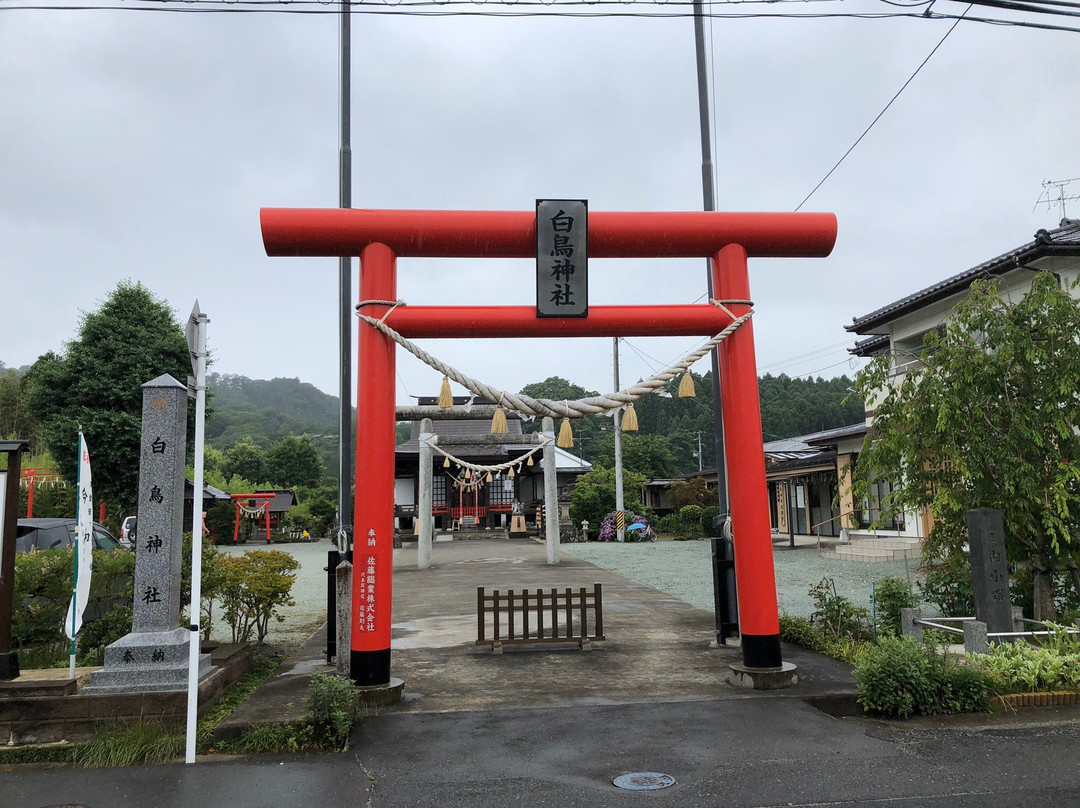 Shiratori Shrine景点图片