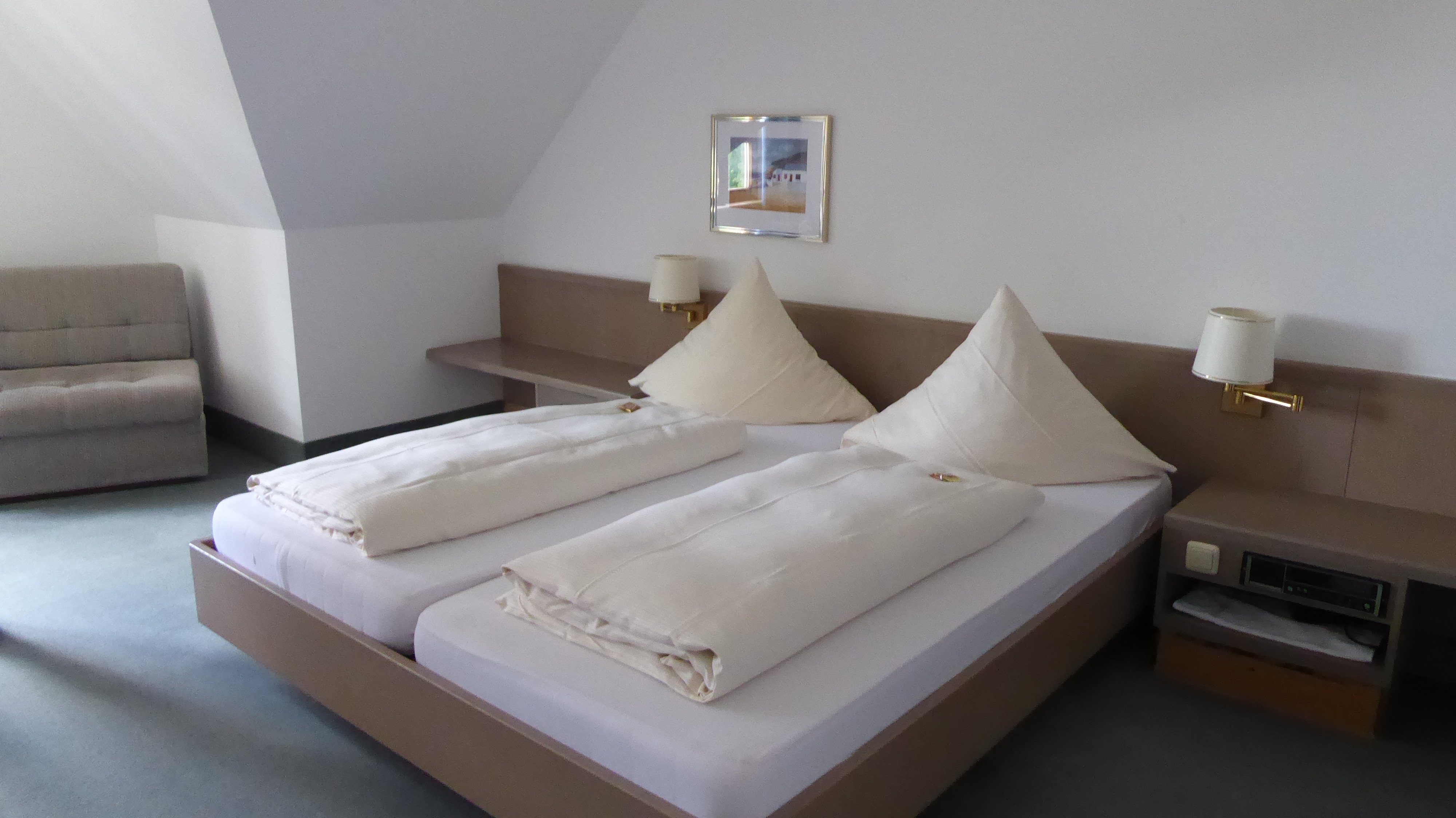 Hotel Rössle-官方