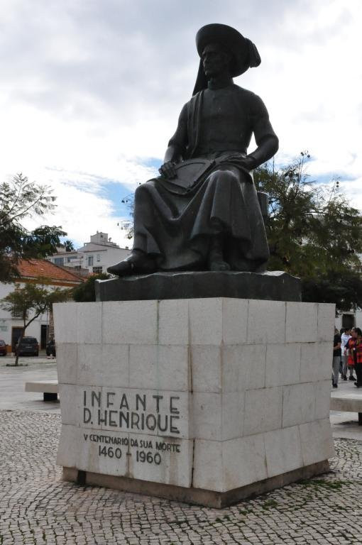 Statue of Infante Dom Henrique-拉各斯必去景点