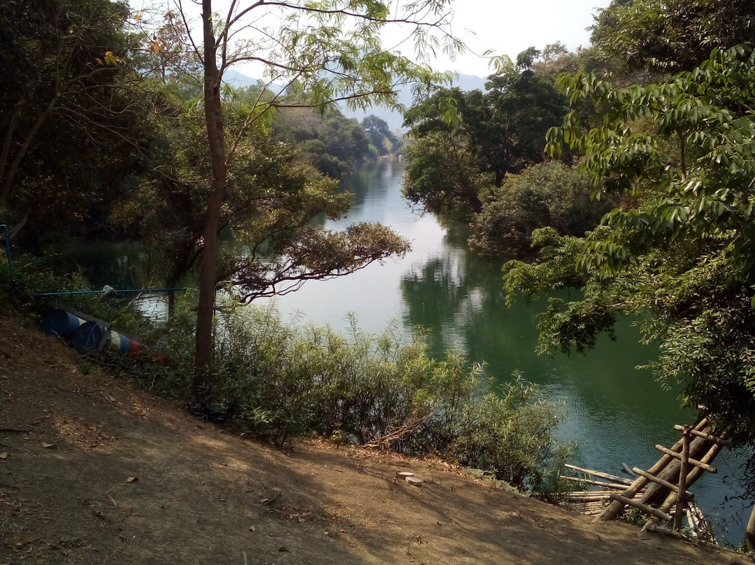 Tha Falang Lake-Thakhek必去景点