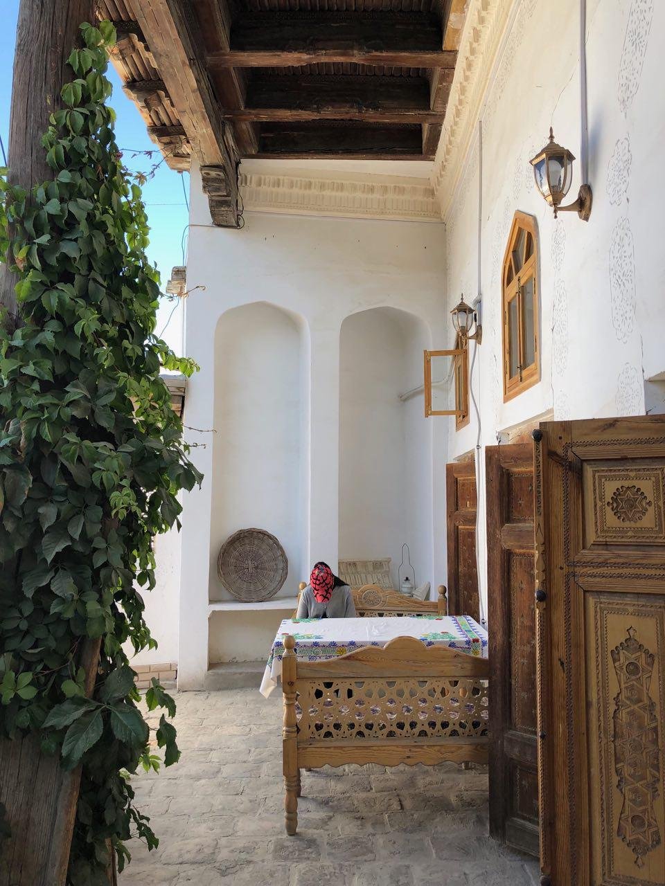 Bibi-Khanym Hotel-portrait