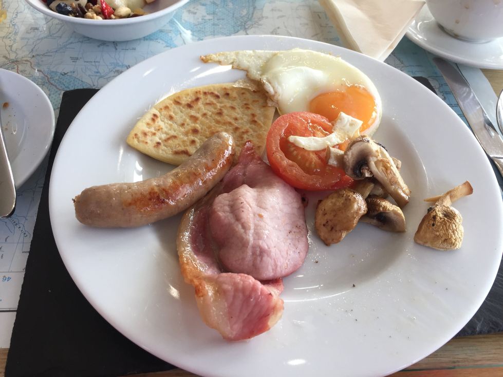 Balmacara Mains Guesthouse-餐饮