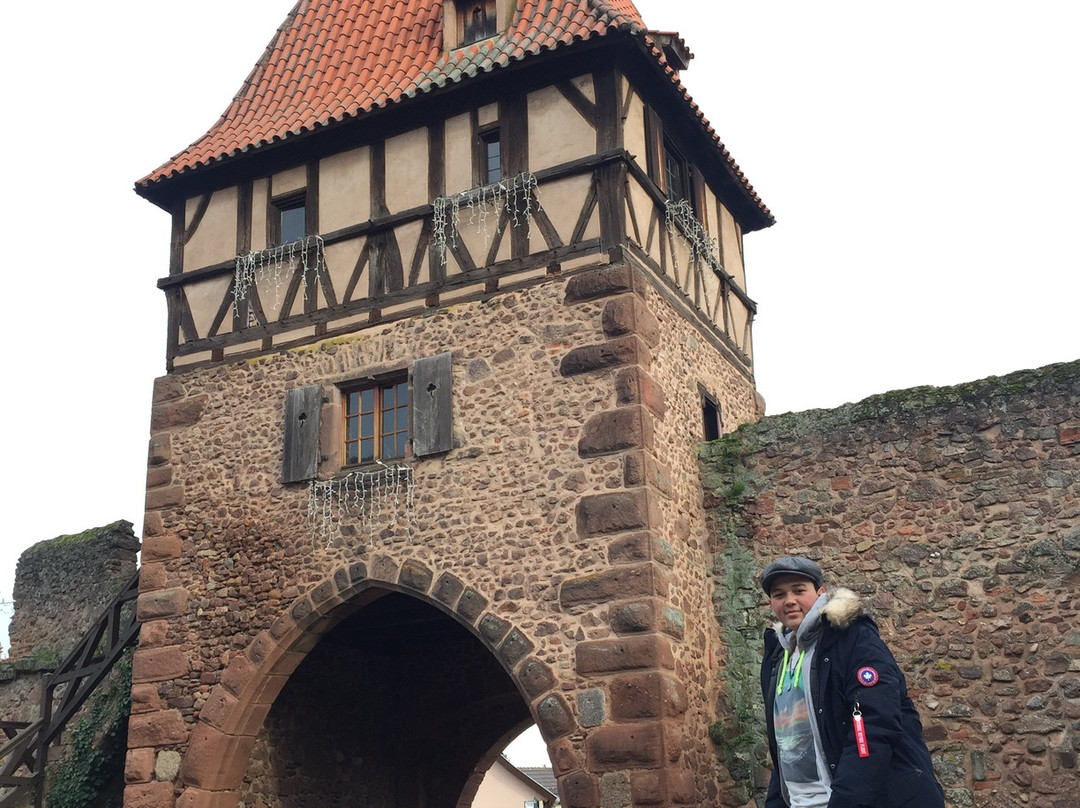 东唐维尔酒店主图