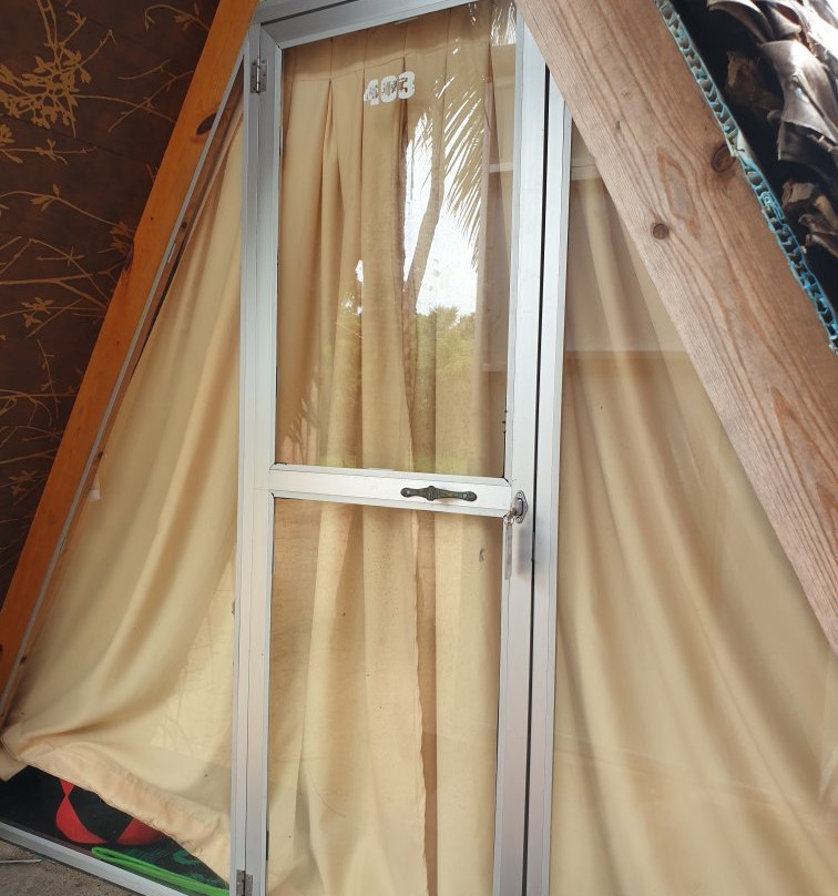 Alfresco Beach Hotel主图