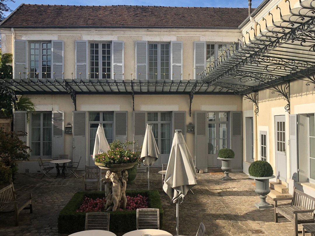 德隆德里斯酒店主图