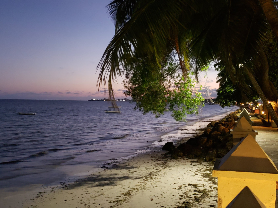 Neptune Beach Resort主图