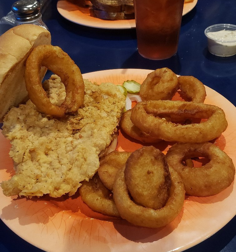 SUGARS LOUNGE-康瑟尔布拉夫斯必去景点