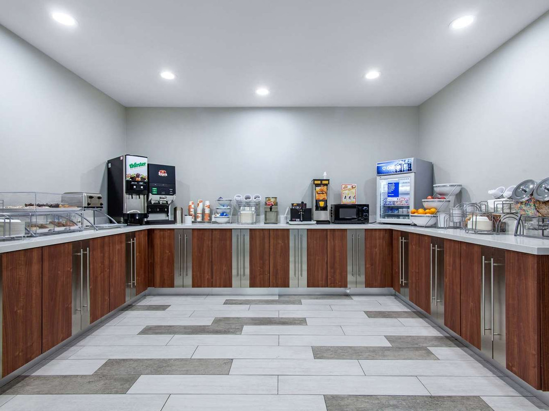 Holiday Inn Express & Suites Tulsa East - Catoosa By IHG主图