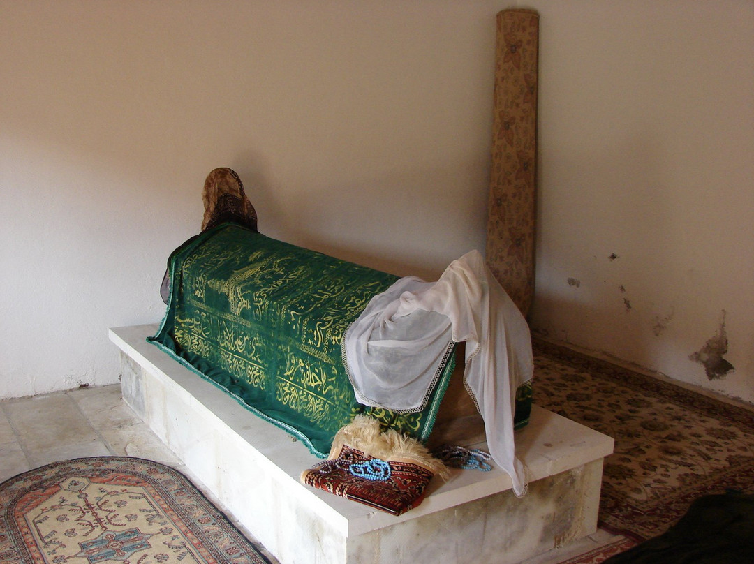 Cagirgan Baba Turbesi景点图片