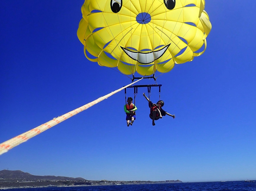 Happy Flights Cabo Parasailing景点图片